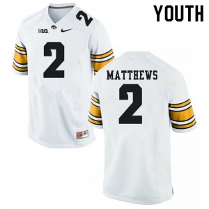Youth Iowa Hawkeyes Quavon Matthews #2 White Stitched Jersey 755535-637