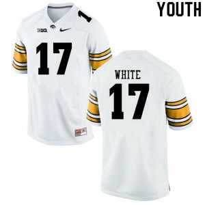 Youth Iowa Hawkeyes Max White #17 Official White Jersey 844103-131